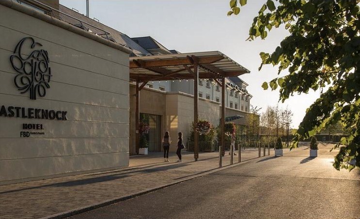 Castleknock Hotel - Modern purpose-built entrance